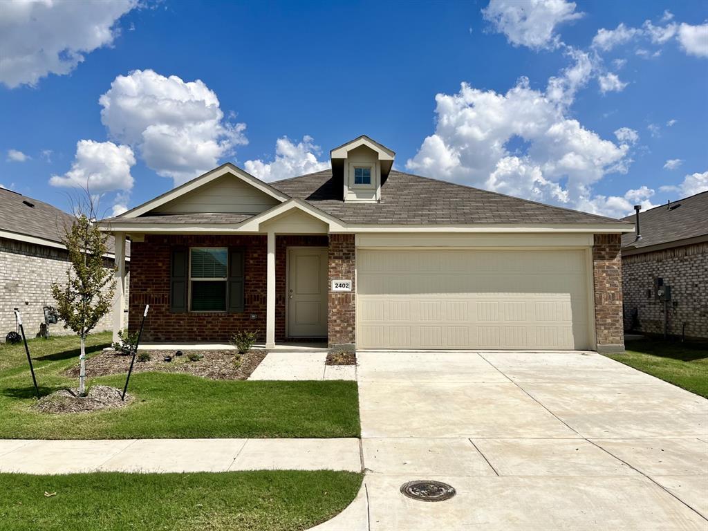 BLUEBONNET EST PH 3 - Residential Lease