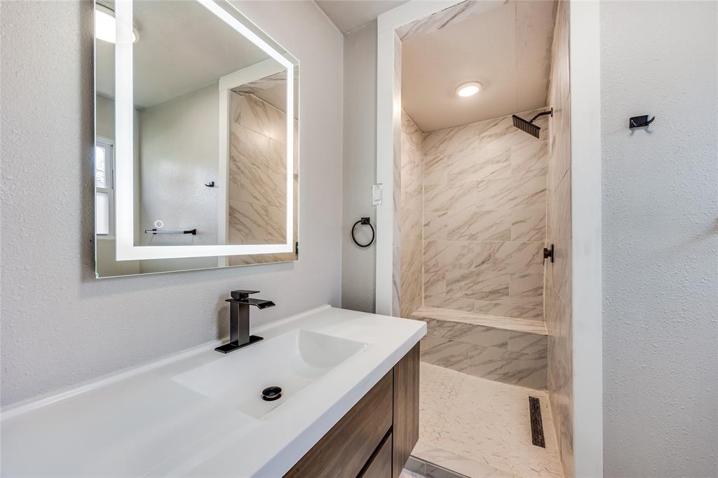 Forest Hills Rev - Residential