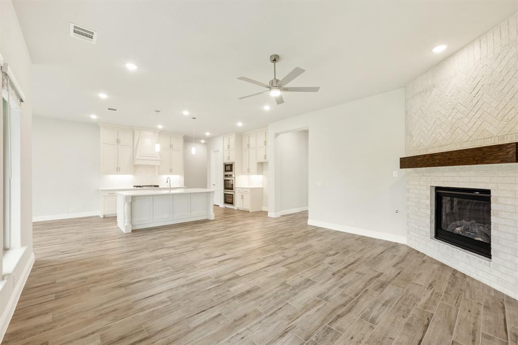 Mockingbird Heights Classic 60 - Residential