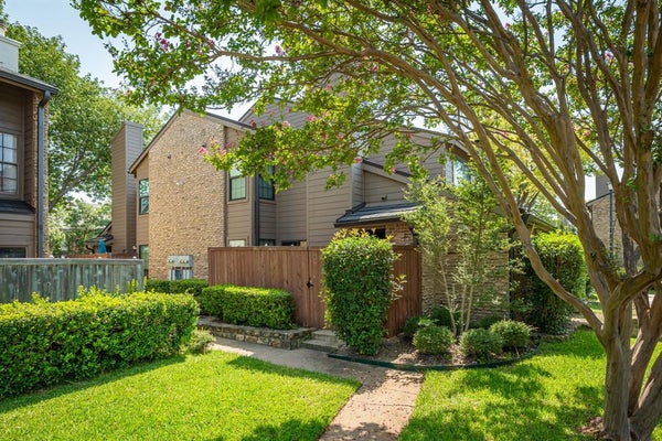 333 MELROSE DR APT 31D, RICHARDSON, TX 75080 - Image d784e9cdaabef47ef60cc6a9b010668d/3324682882