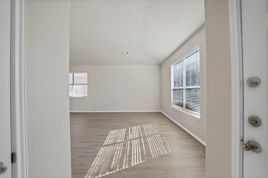 3813 Cane River Road