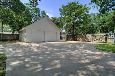 A home in Azle