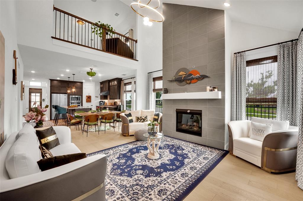 Mustang Lakes Ph Six - Residential Lease