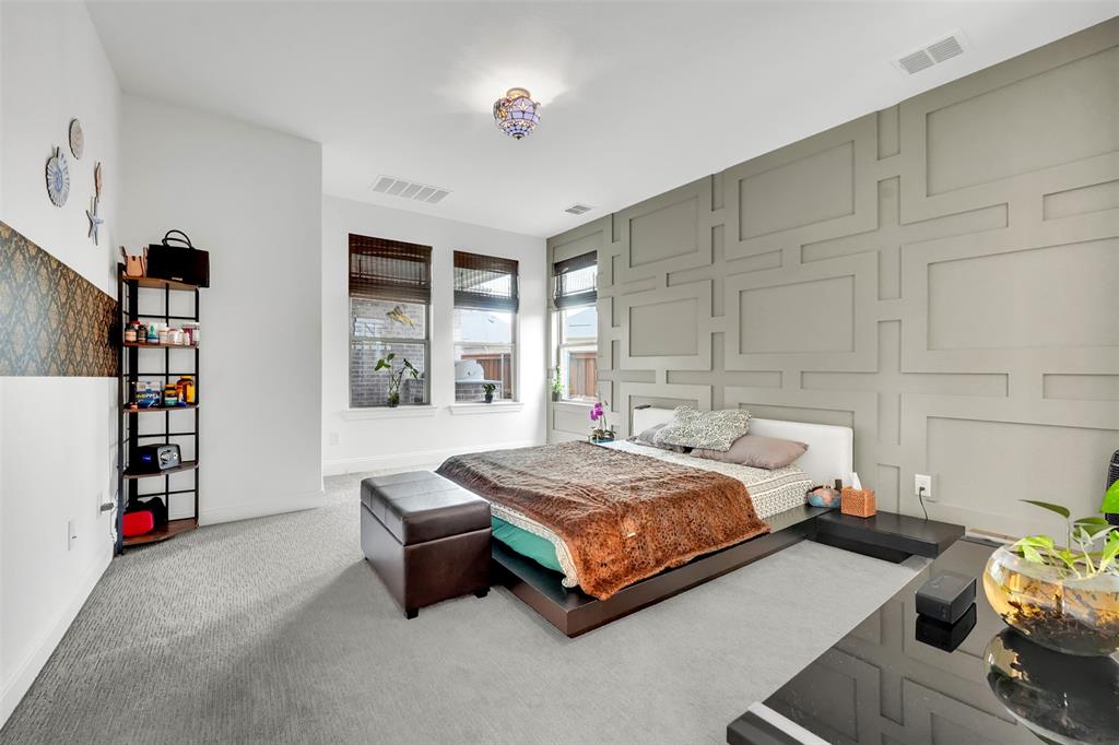 Mustang Lakes Ph Six - Residential Lease