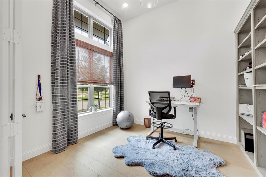 Mustang Lakes Ph Six - Residential Lease