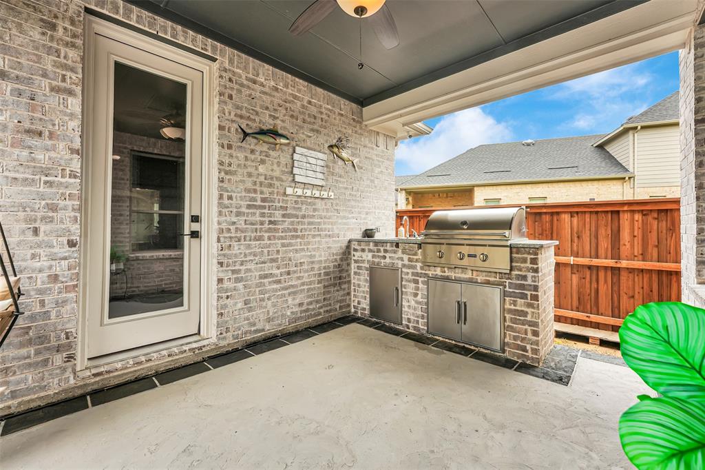 Mustang Lakes Ph Six - Residential Lease