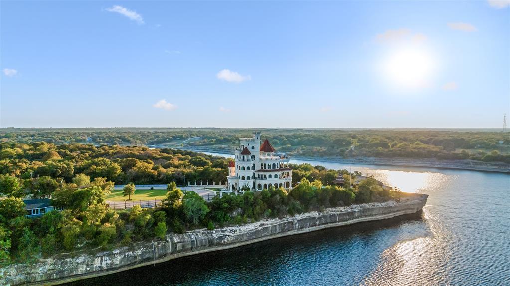 Laguna Park - Residential