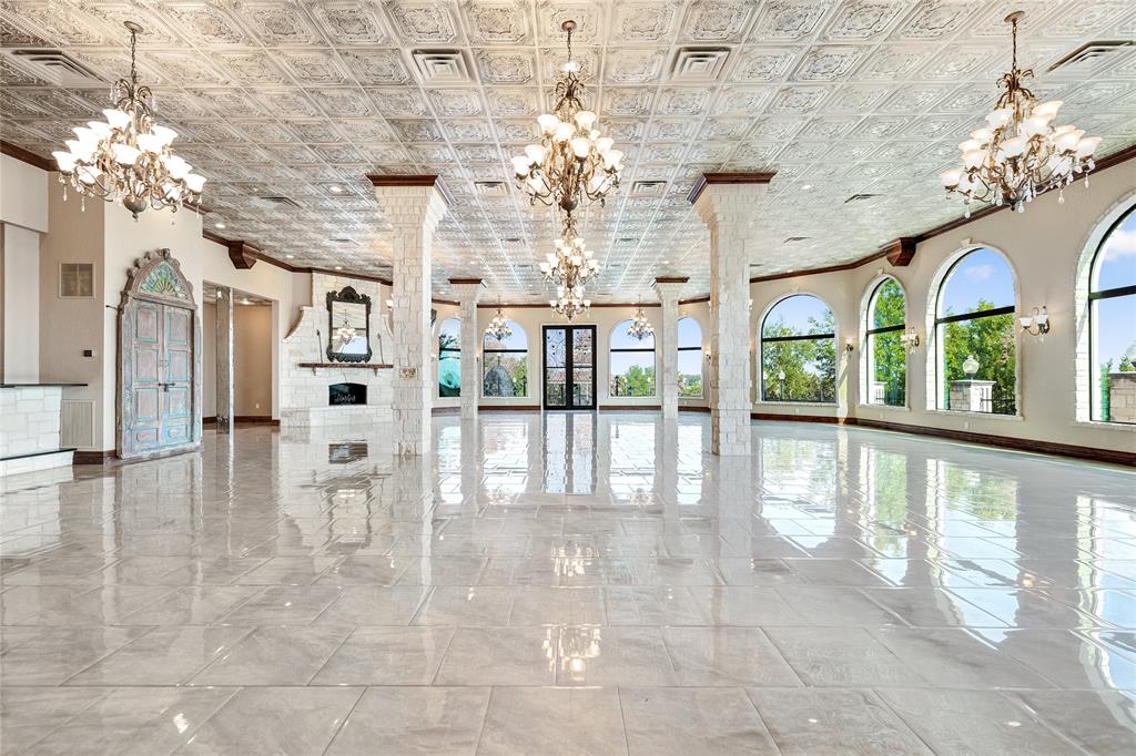 Laguna Park - Residential