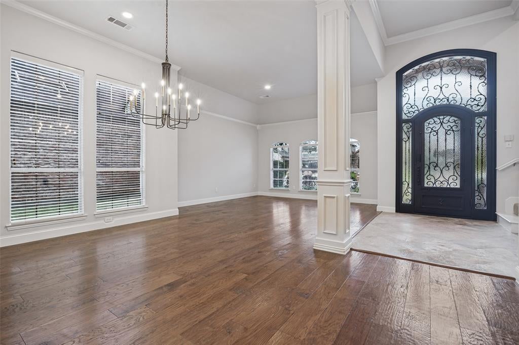 2907 Bluffview Drive