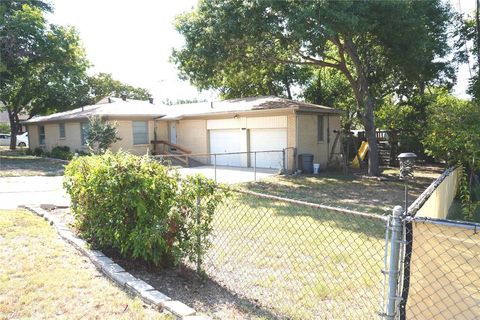 A home in White Settlement