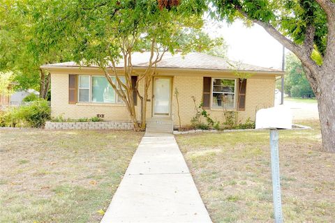 A home in White Settlement