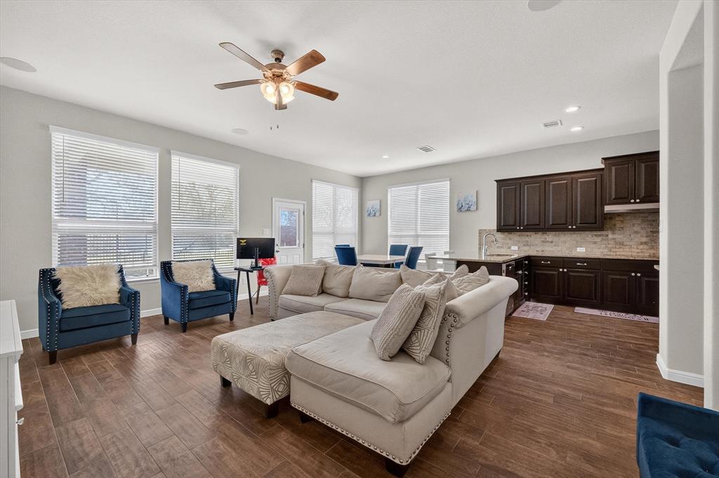 7815 Kettle Creek Drive