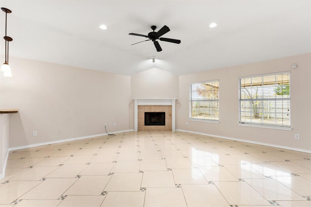 Waterford Oaks Garden Homes Ph 04 - Residential Lease