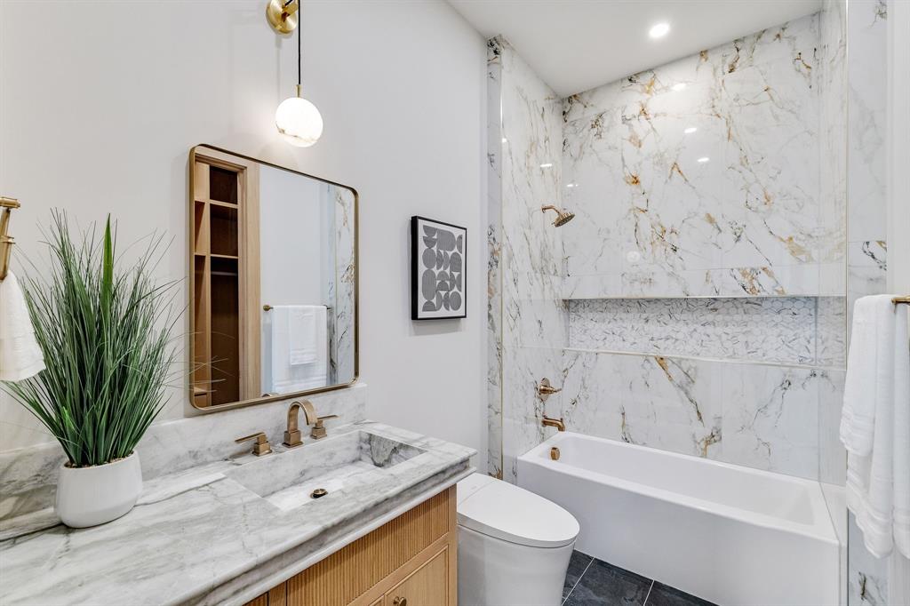 Forest Hills - Residential