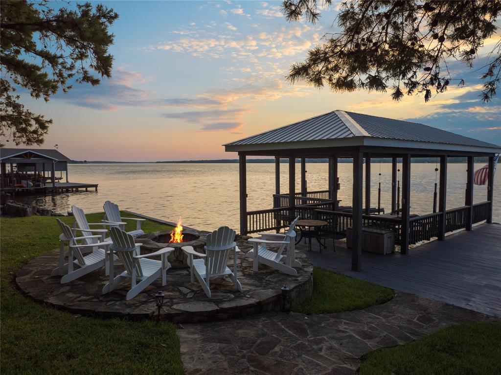 Thunderbird Point - Residential