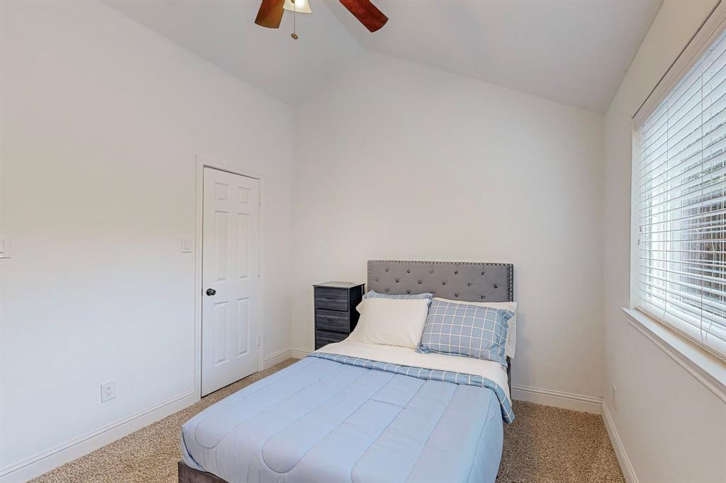 Broadmoor Hills Ph 04 - Residential Lease