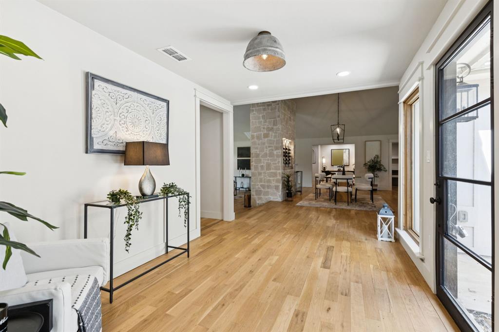 Sa Chambers - Residential