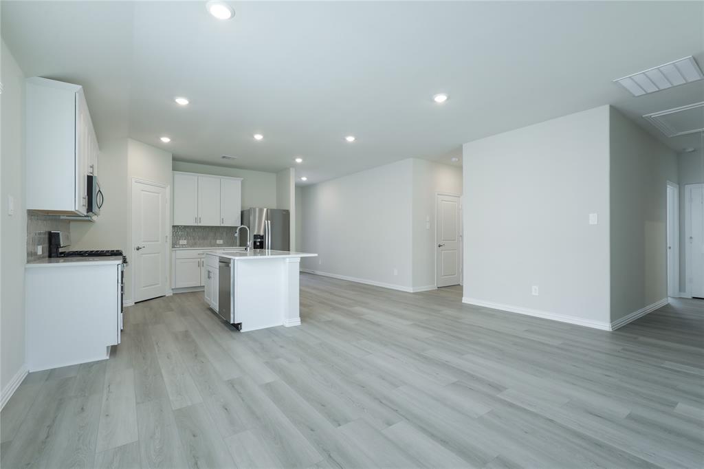 Lakehaven - Residential Lease