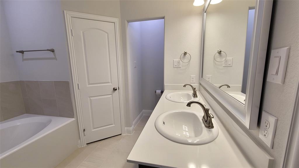 Creek Crossing Ph Three - Residential Lease