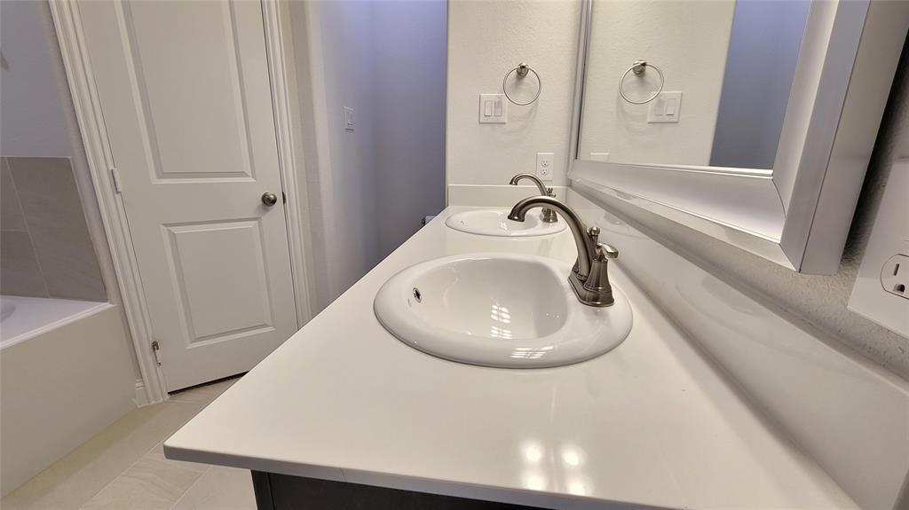 Creek Crossing Ph Three - Residential Lease