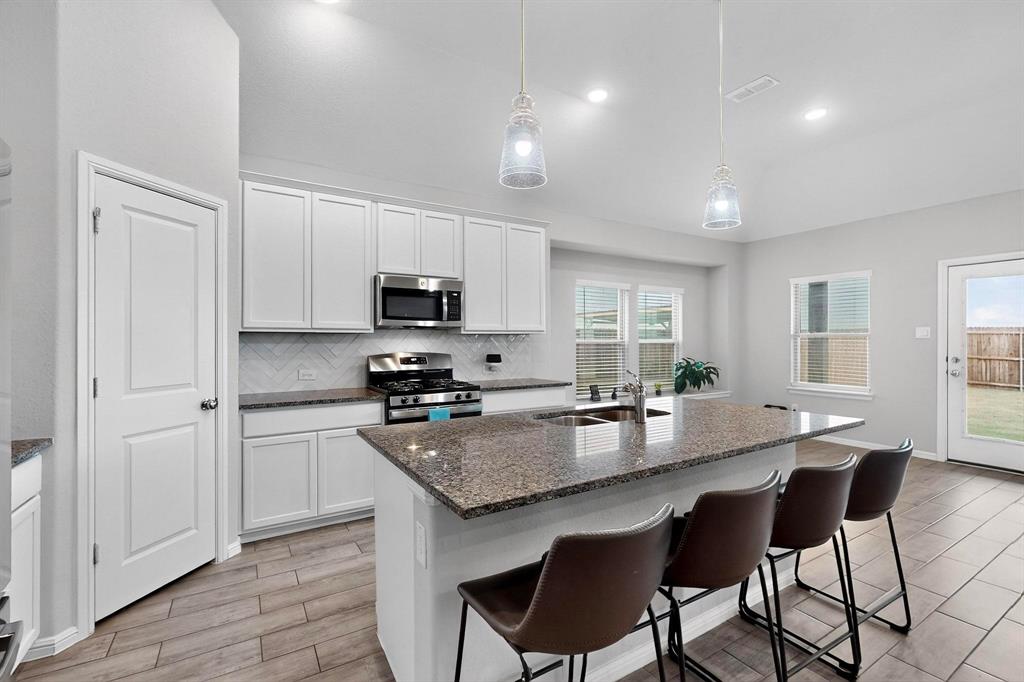 Verandah Ph 6 - Residential