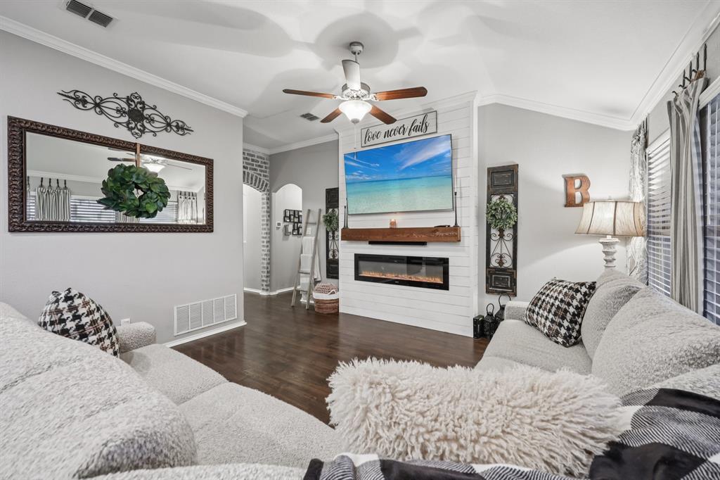 Mistletoe Hill Ph VI & Vii - Residential