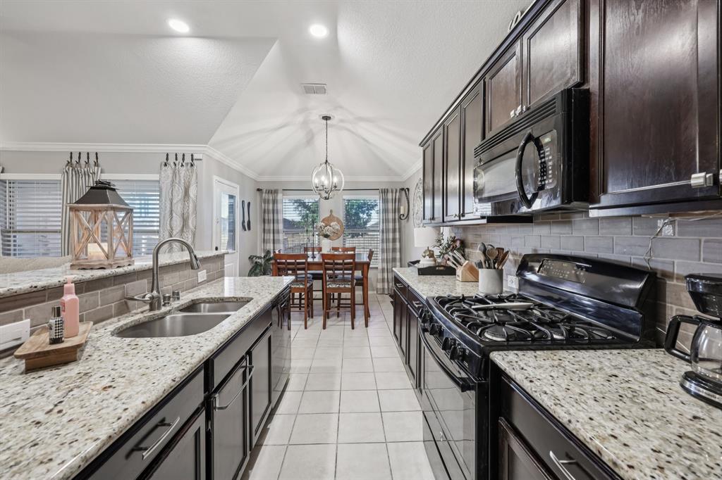 Mistletoe Hill Ph VI & Vii - Residential