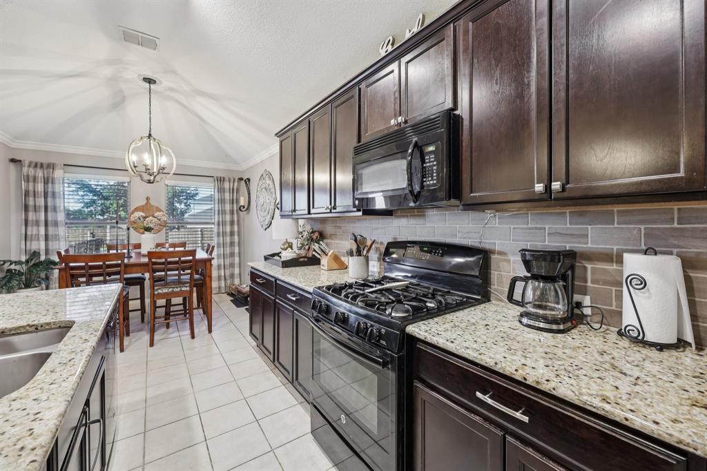 Mistletoe Hill Ph VI & Vii - Residential