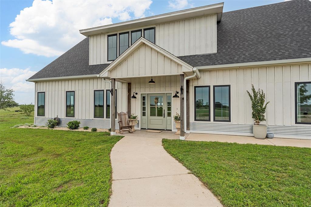 1197 PRAIRIE CHAPEL Road