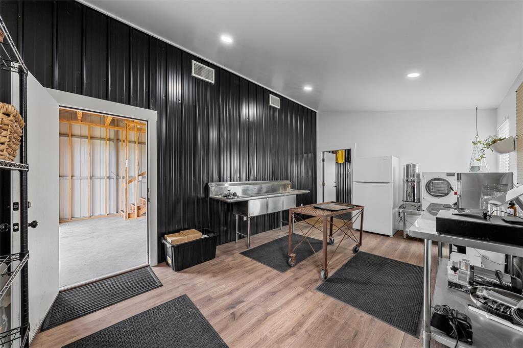 KELKER A D - Residential