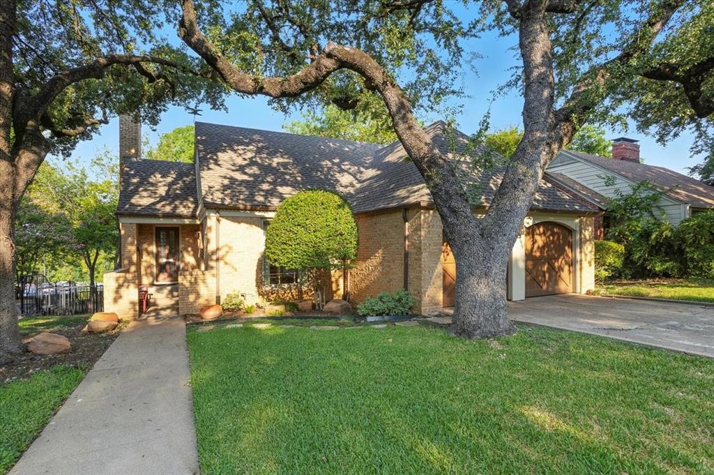 2612 Highview Terrace