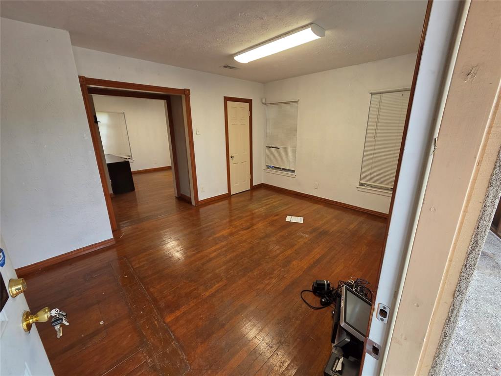 Oak Hill Park - Commercial Sale