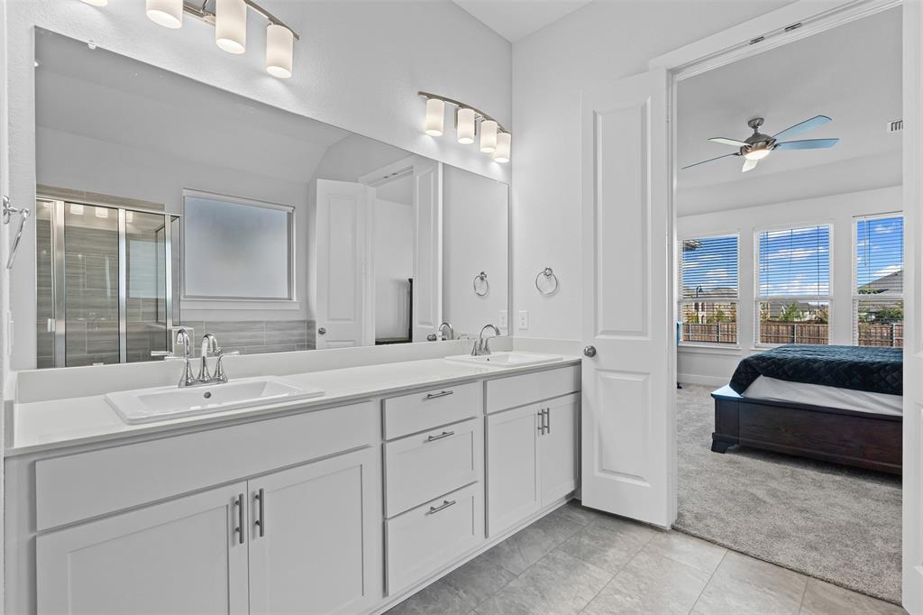 Oaks North Grove Ph I - Residential Lease