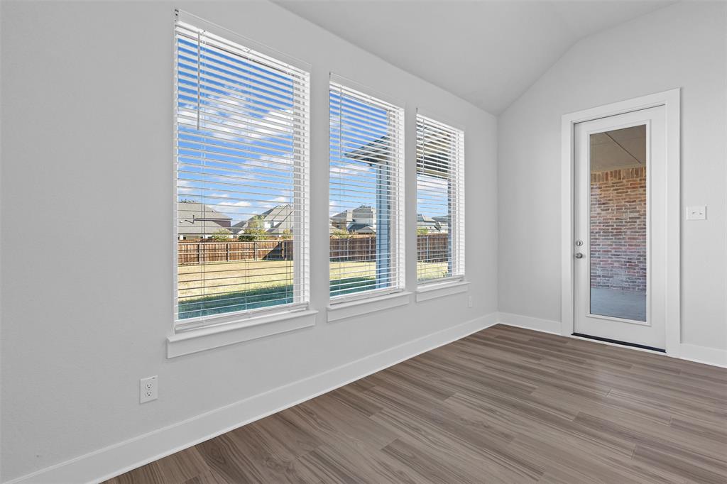 Oaks North Grove Ph I - Residential Lease