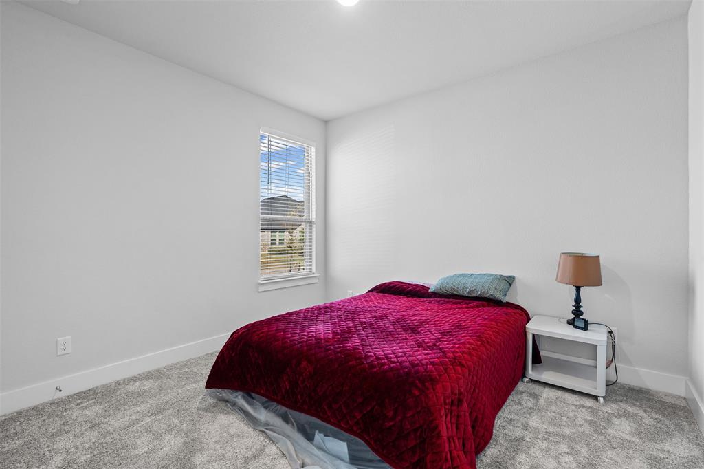 Oaks North Grove Ph I - Residential Lease