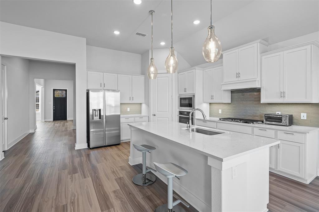 Oaks North Grove Ph I - Residential Lease