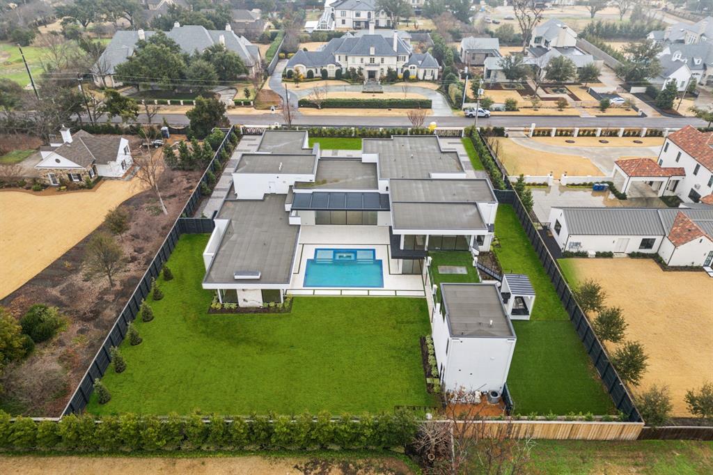 ROXBURY PARK - Residential