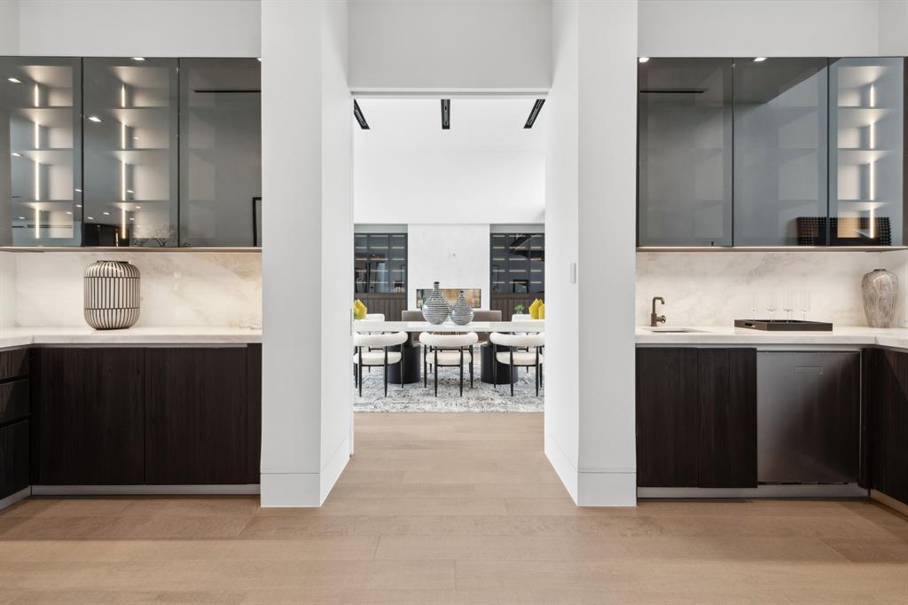 ROXBURY PARK - Residential