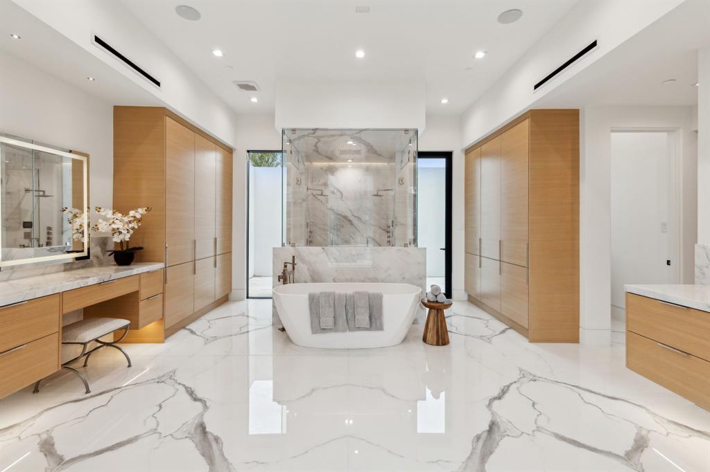 ROXBURY PARK - Residential