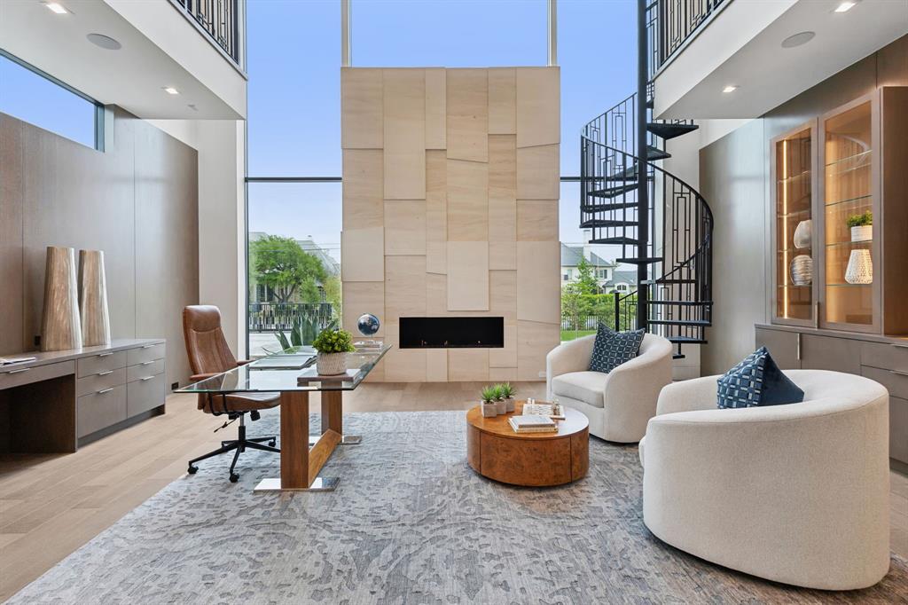 ROXBURY PARK - Residential