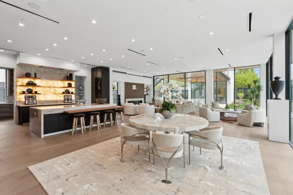 ROXBURY PARK - Residential