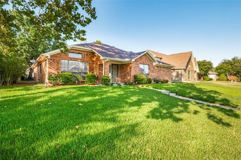 A home in Lewisville