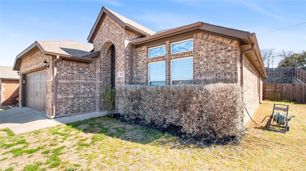 233 Balcones Drive