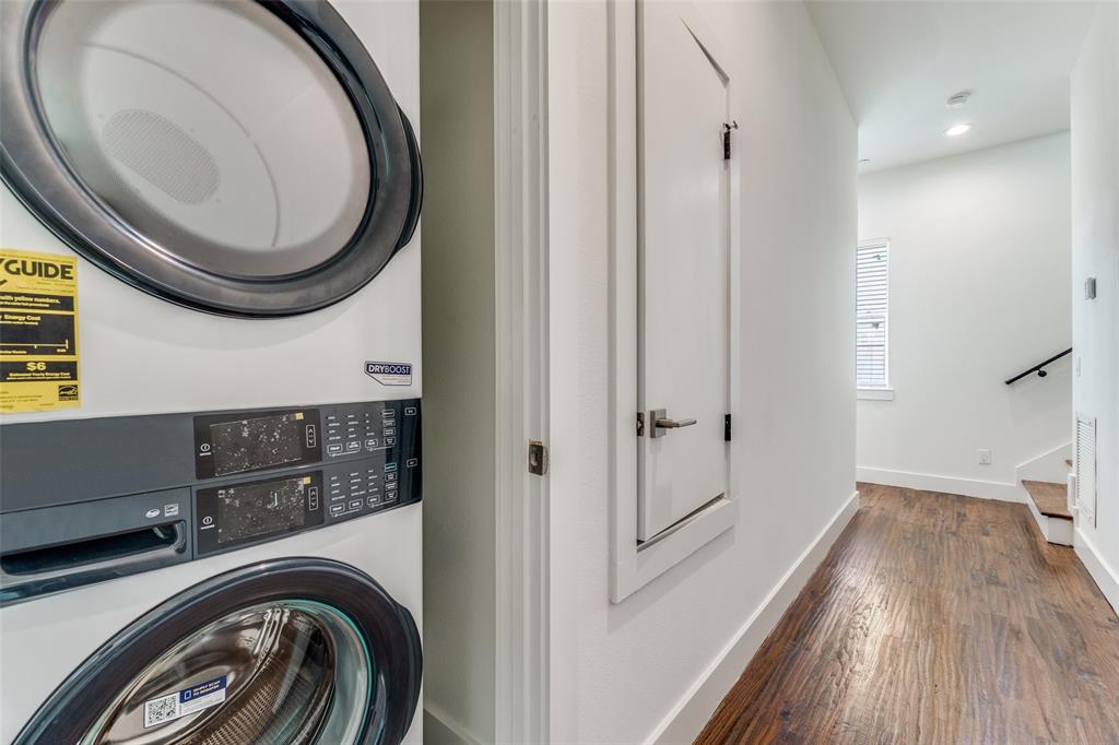 SMITHSON'S - Residential Lease