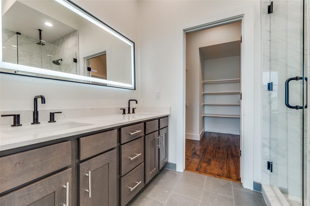 SMITHSON'S - Residential Lease