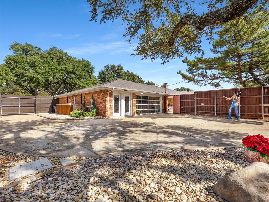 Schreiber Manor 06 Inst - Residential