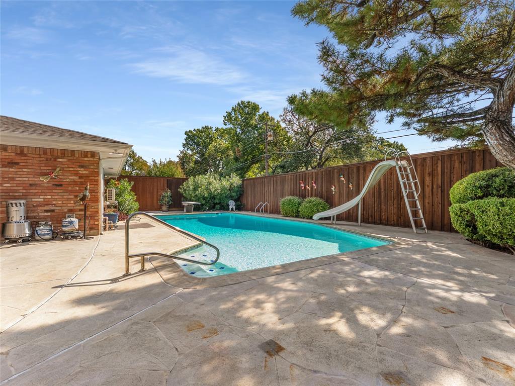 Schreiber Manor 06 Inst - Residential