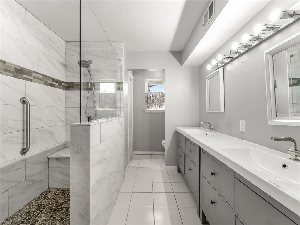 Schreiber Manor 06 Inst - Residential