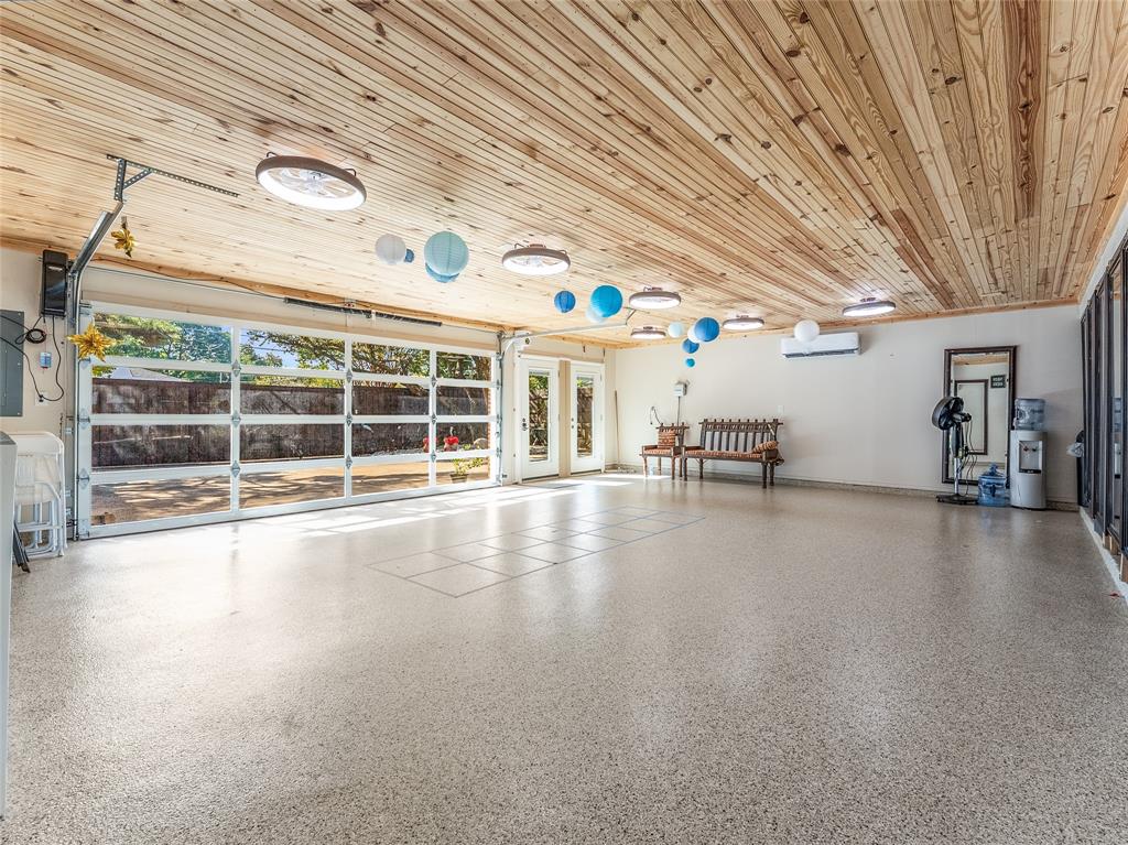 Schreiber Manor 06 Inst - Residential