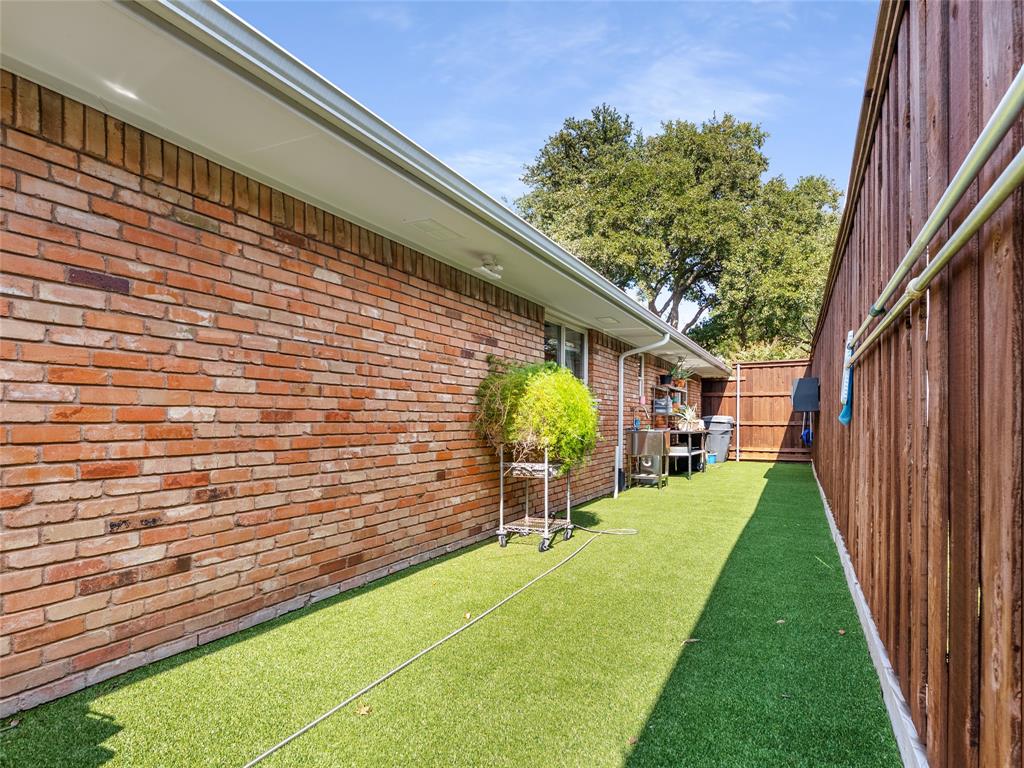 Schreiber Manor 06 Inst - Residential